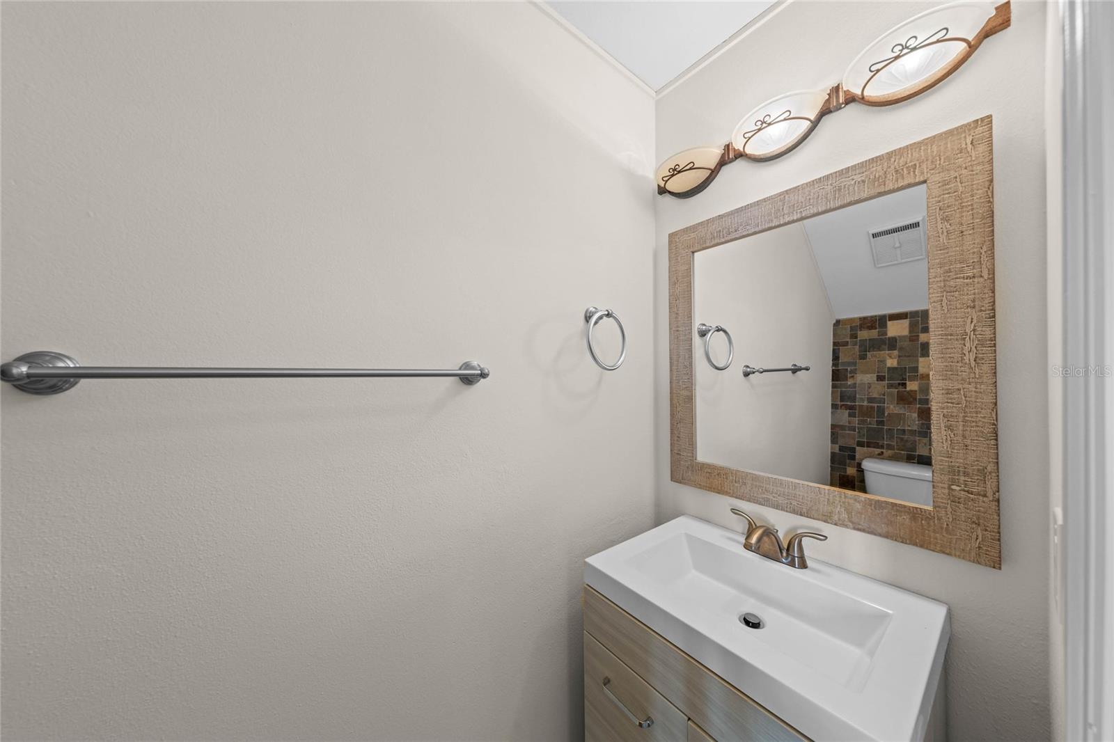 842 E CHARING CROSS CIR, LAKE MARY, FL, 32746