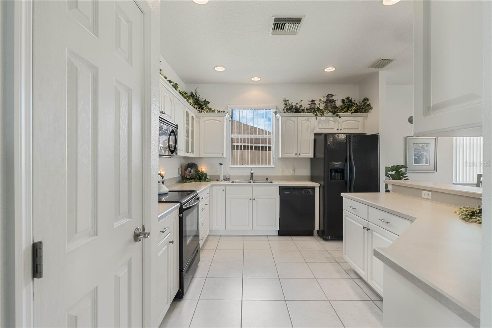 26737 AUGUSTA SPRINGS CIR, LEESBURG, FL, 34748