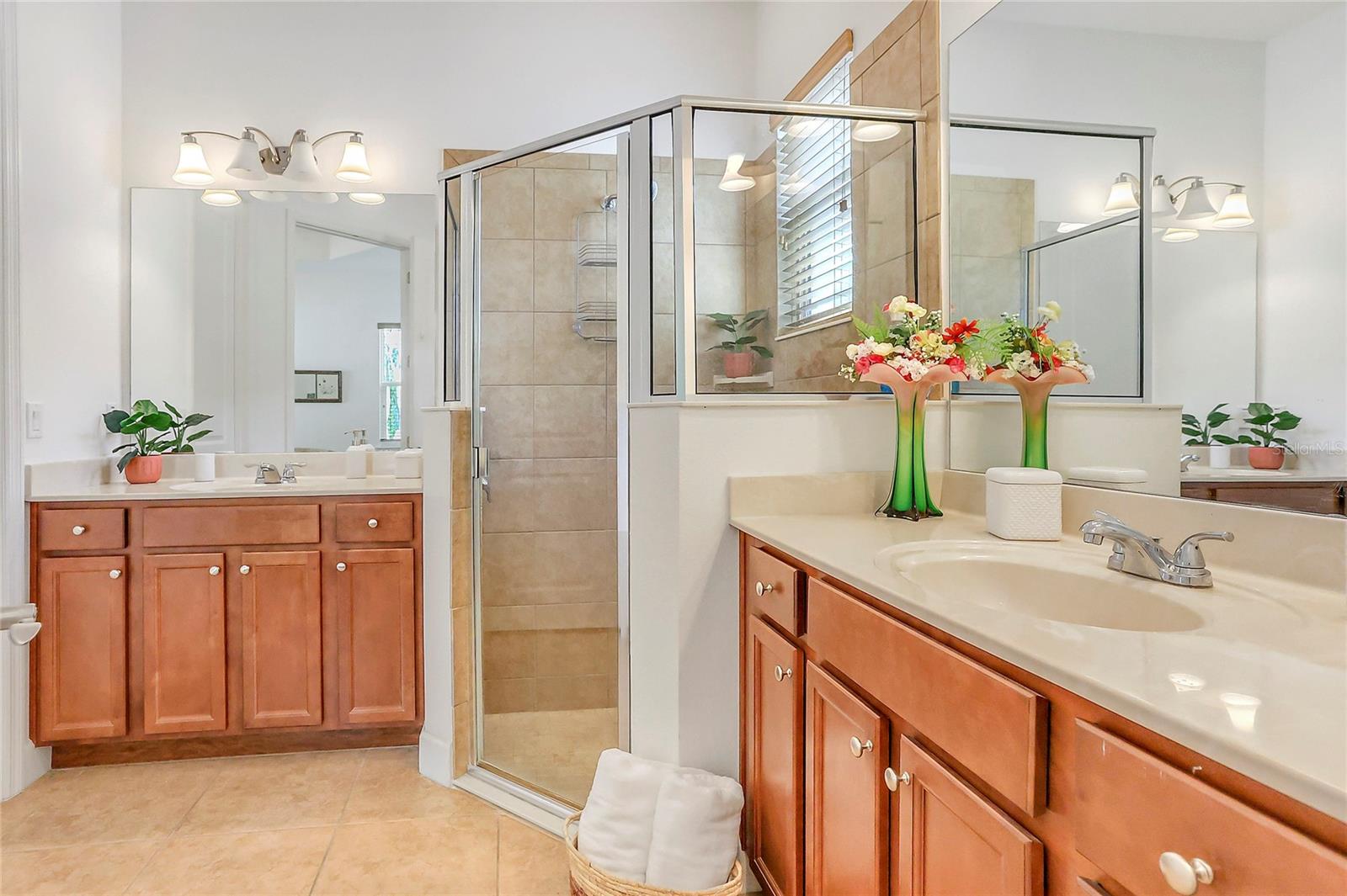 1684 VICTORIA GARDENS DR, DELAND, FL, 32724