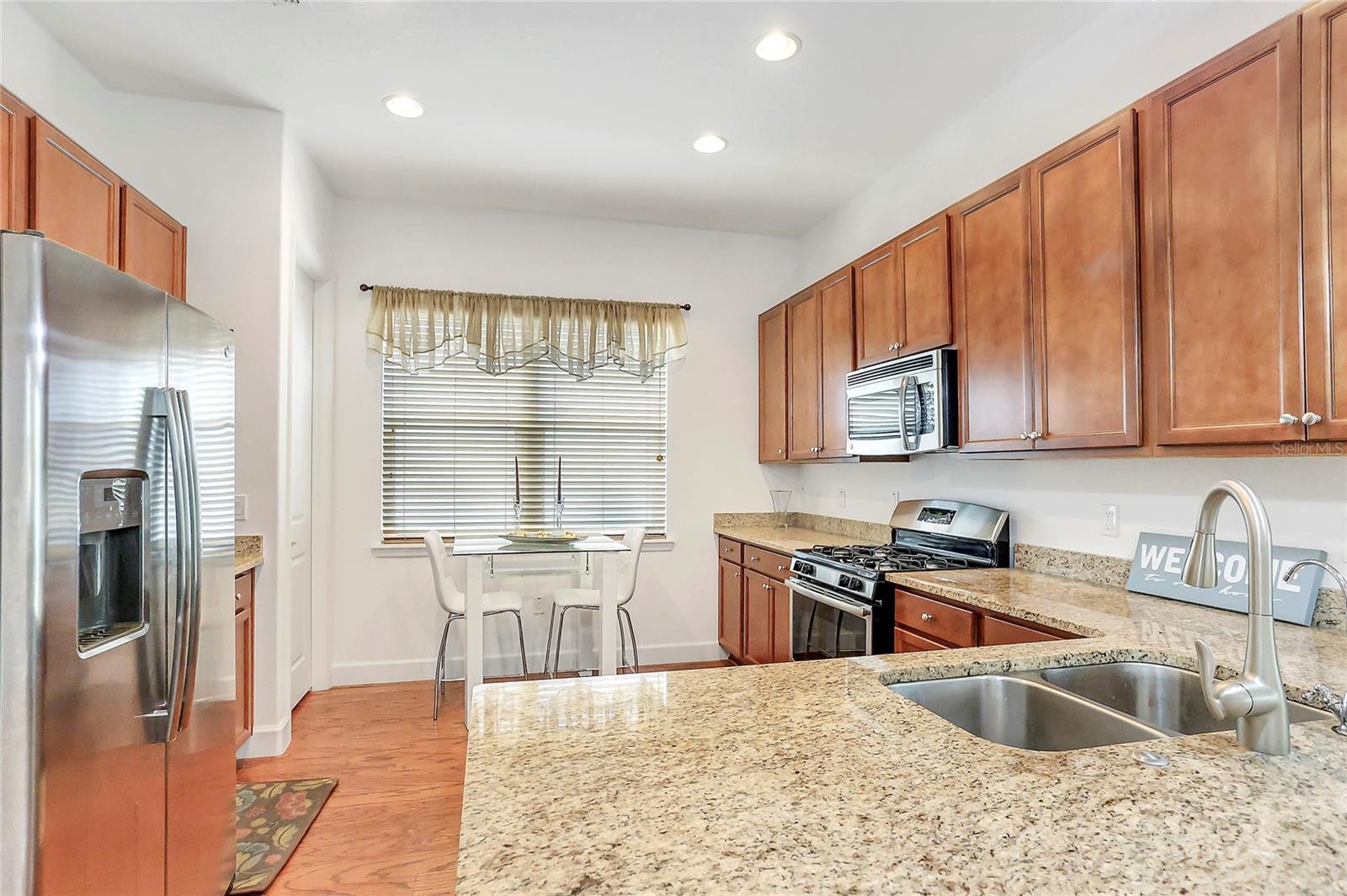 1684 VICTORIA GARDENS DR, DELAND, FL, 32724