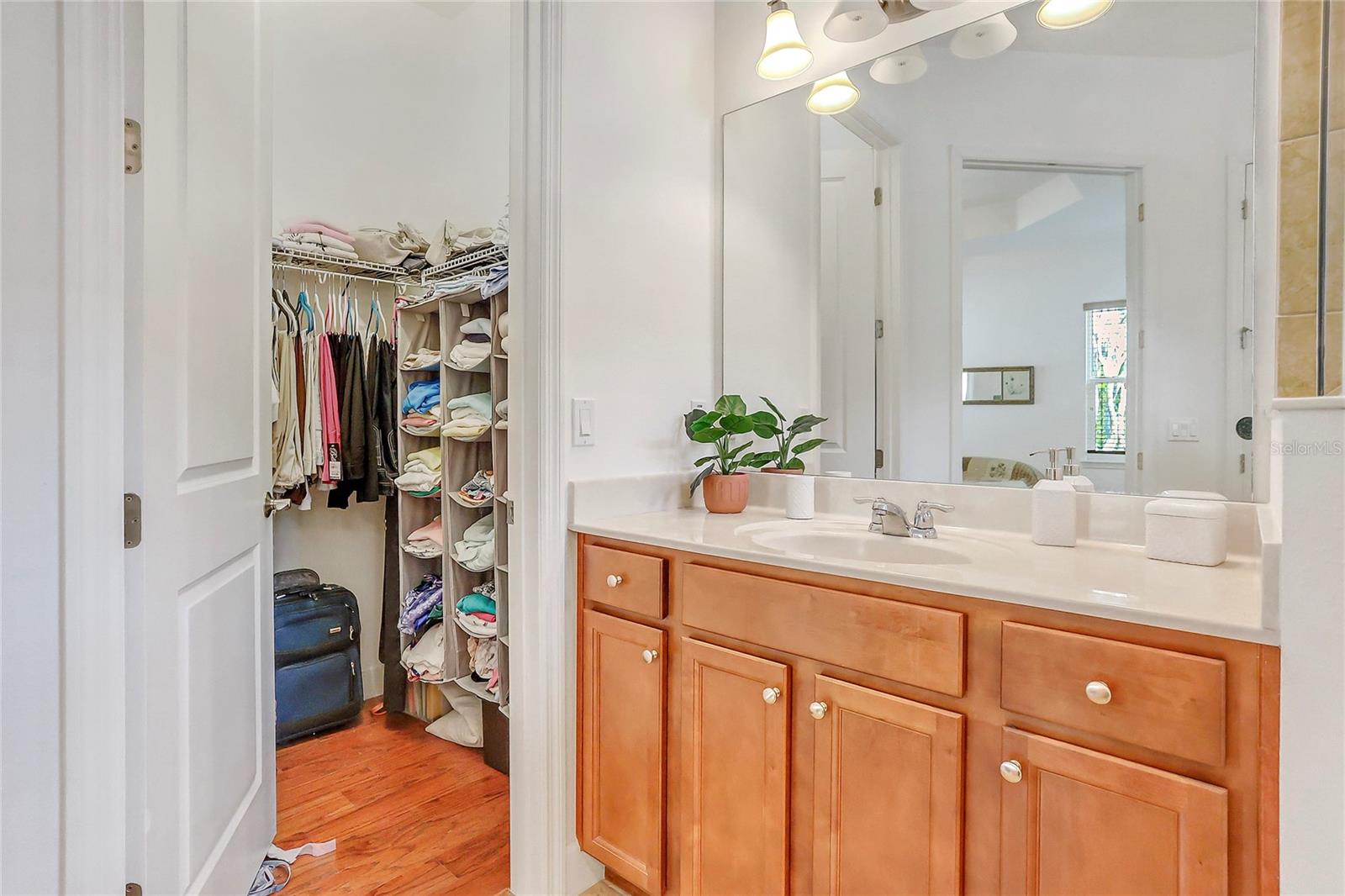 1684 VICTORIA GARDENS DR, DELAND, FL, 32724