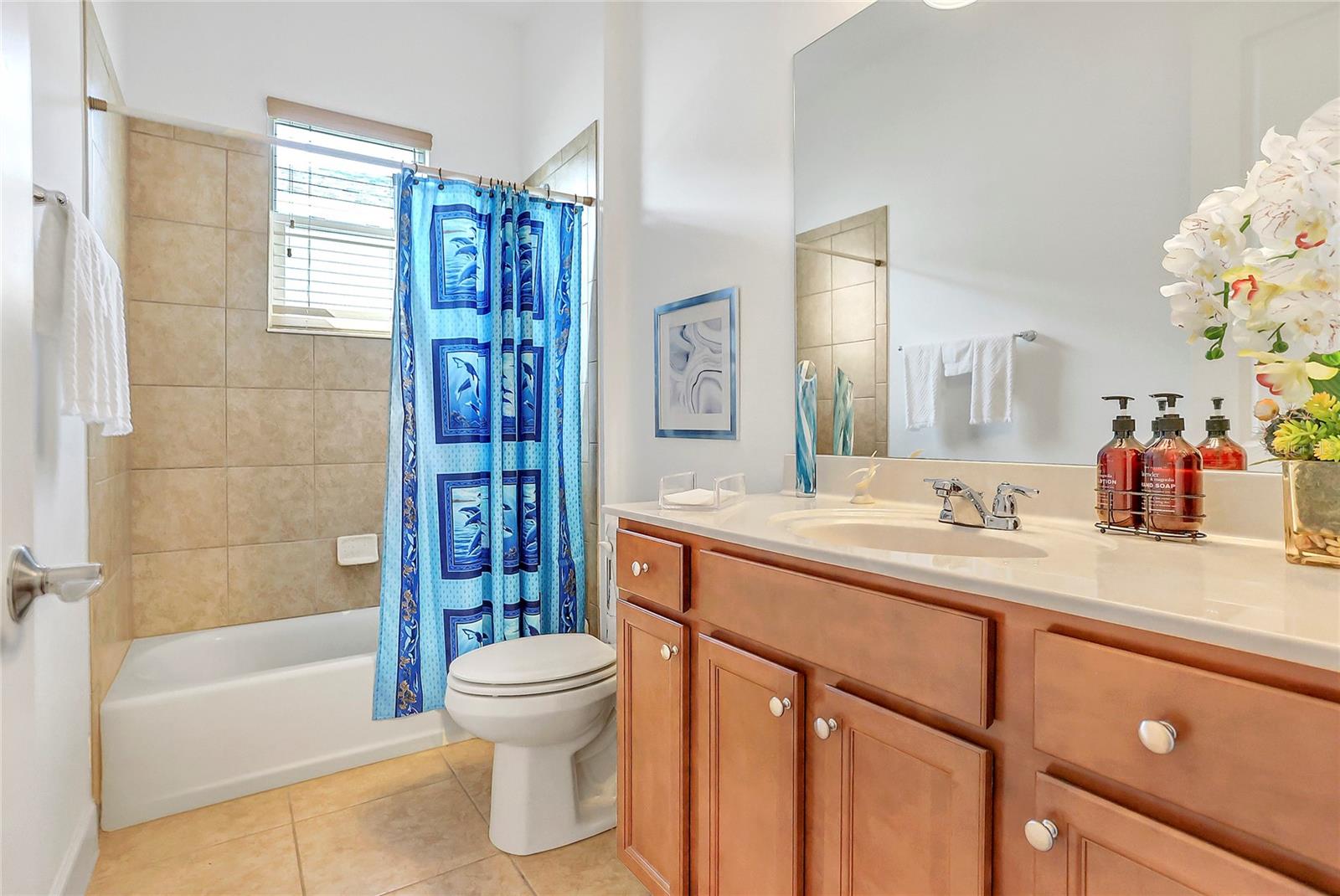 1684 VICTORIA GARDENS DR, DELAND, FL, 32724