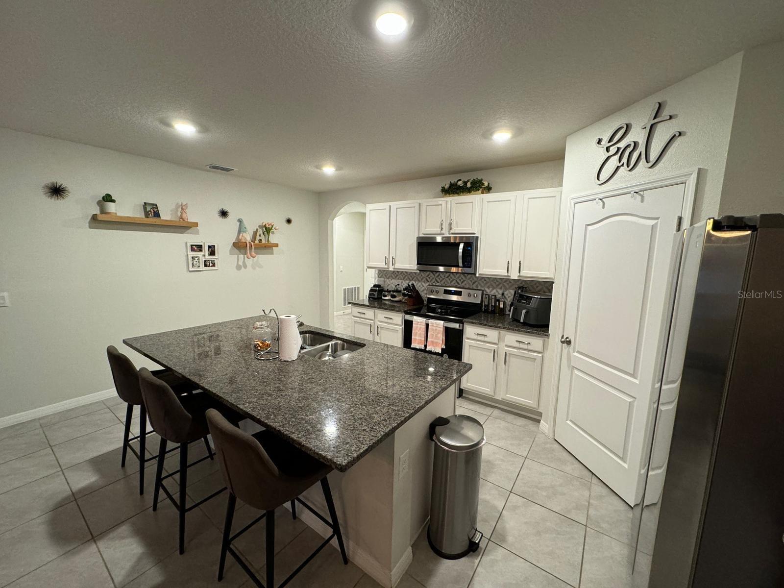 2755 SUNKISSED DR, MAGNOLIA SQUARE, FL, 34771