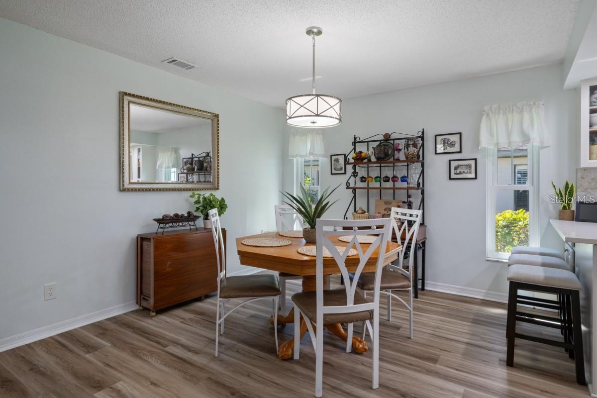 2503 LAMBDIN DR #128, SUN CITY CENTER, FL, 33573