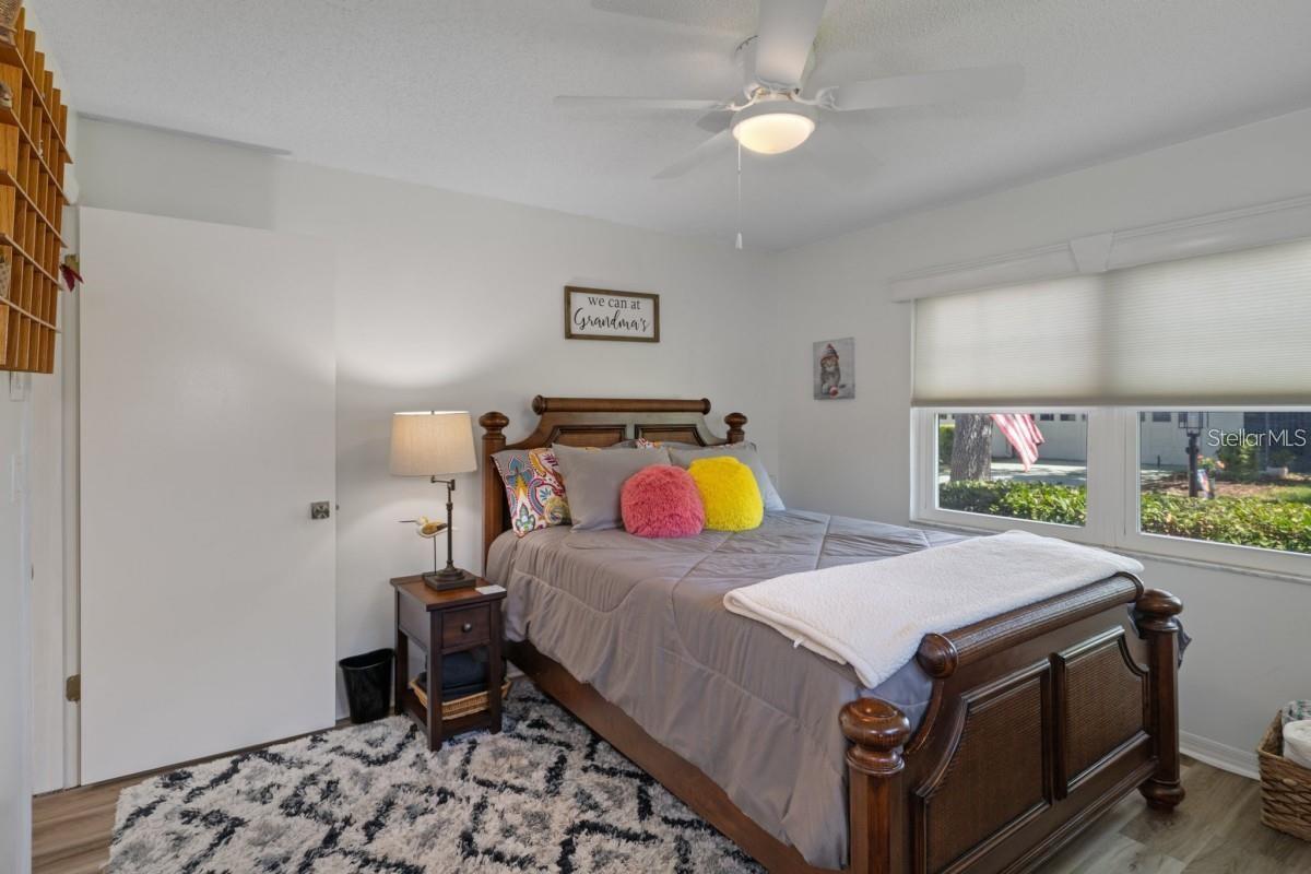 2503 LAMBDIN DR #128, SUN CITY CENTER, FL, 33573