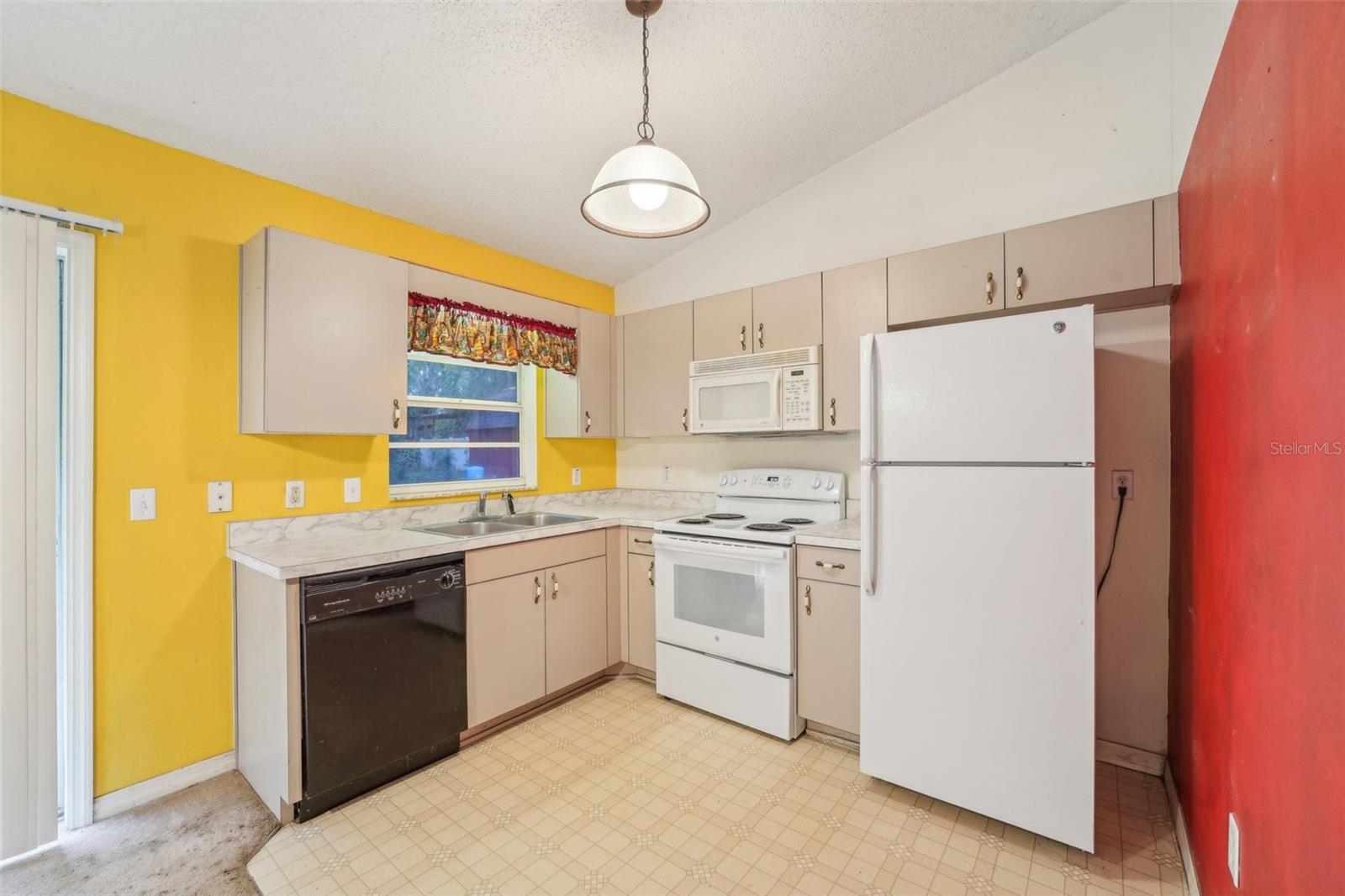 6231 MASSEY RD, ZEPHYRHILLS, FL, 33542