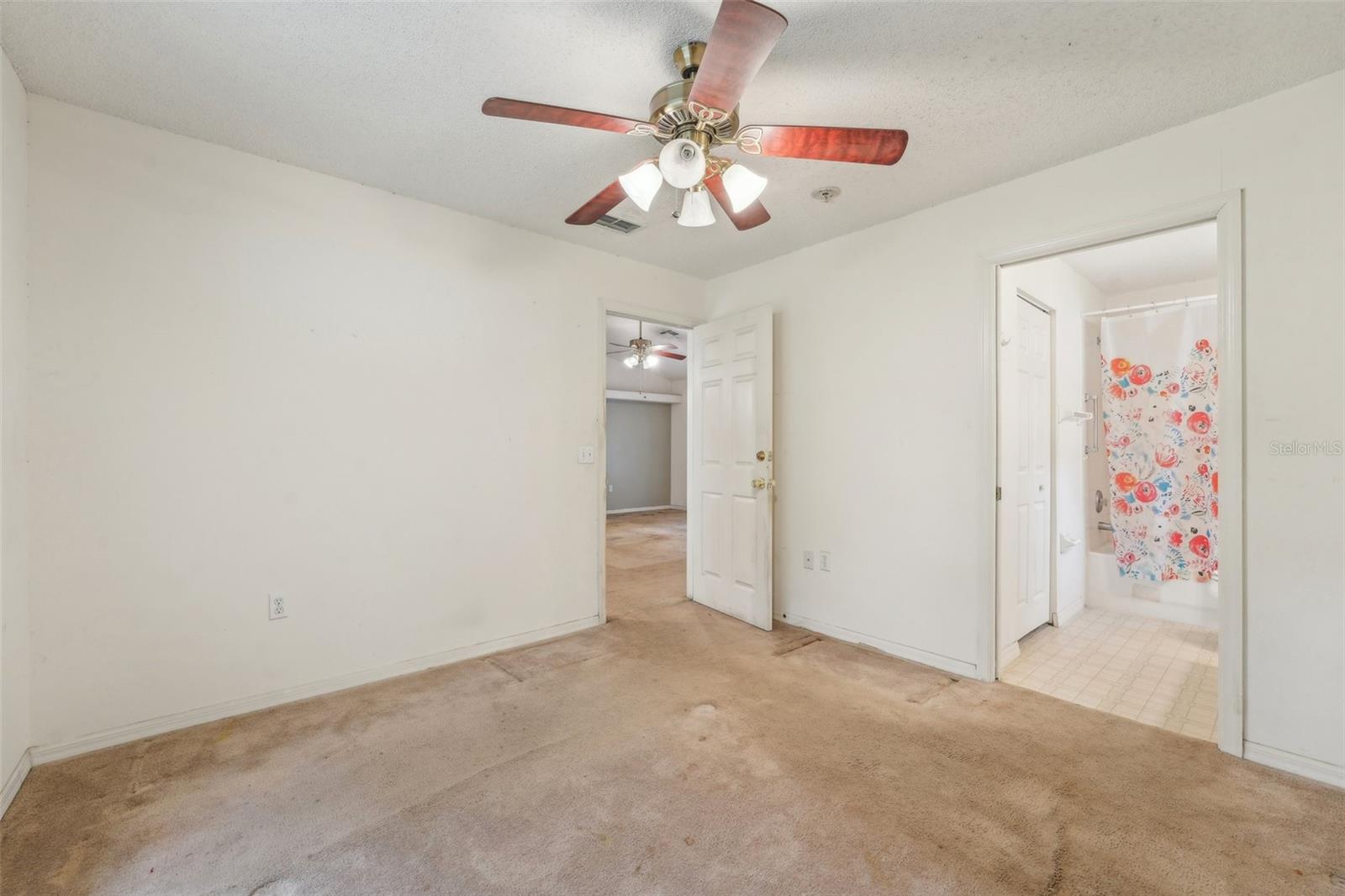 6231 MASSEY RD, ZEPHYRHILLS, FL, 33542