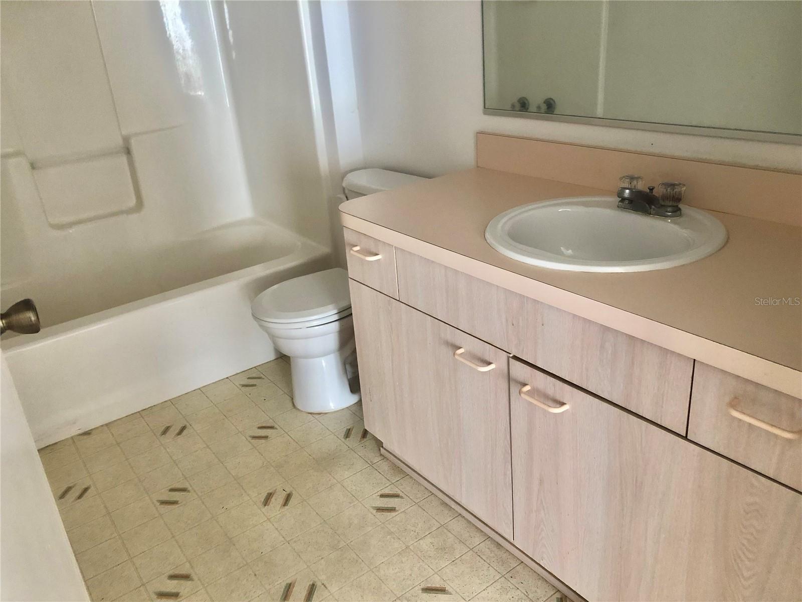 1324 BALBOA CT, THE VILLAGES, FL, 32159