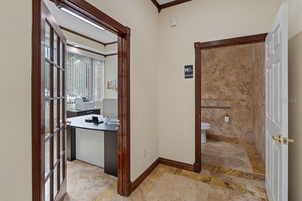 7901 KINGSPOINTE PKWY #20, ORLANDO, FL, 32819