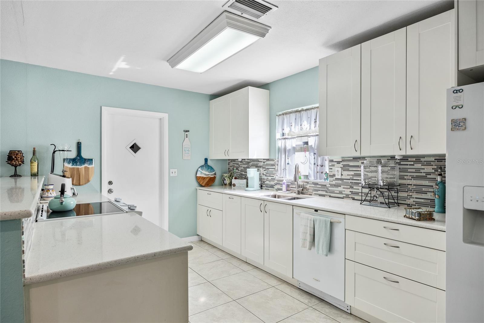 103 W ANGLEWOOD DR, BRANDON, FL, 33511