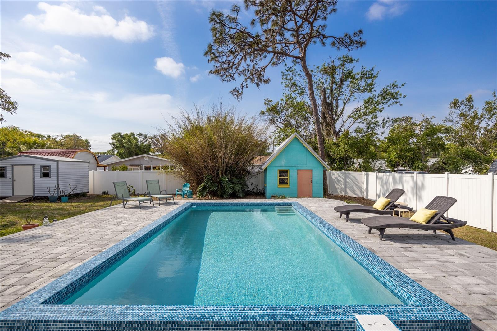 103 W ANGLEWOOD DR, BRANDON, FL, 33511