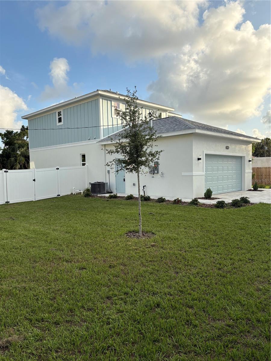11598 OAK LN, LARGO, FL, 33778
