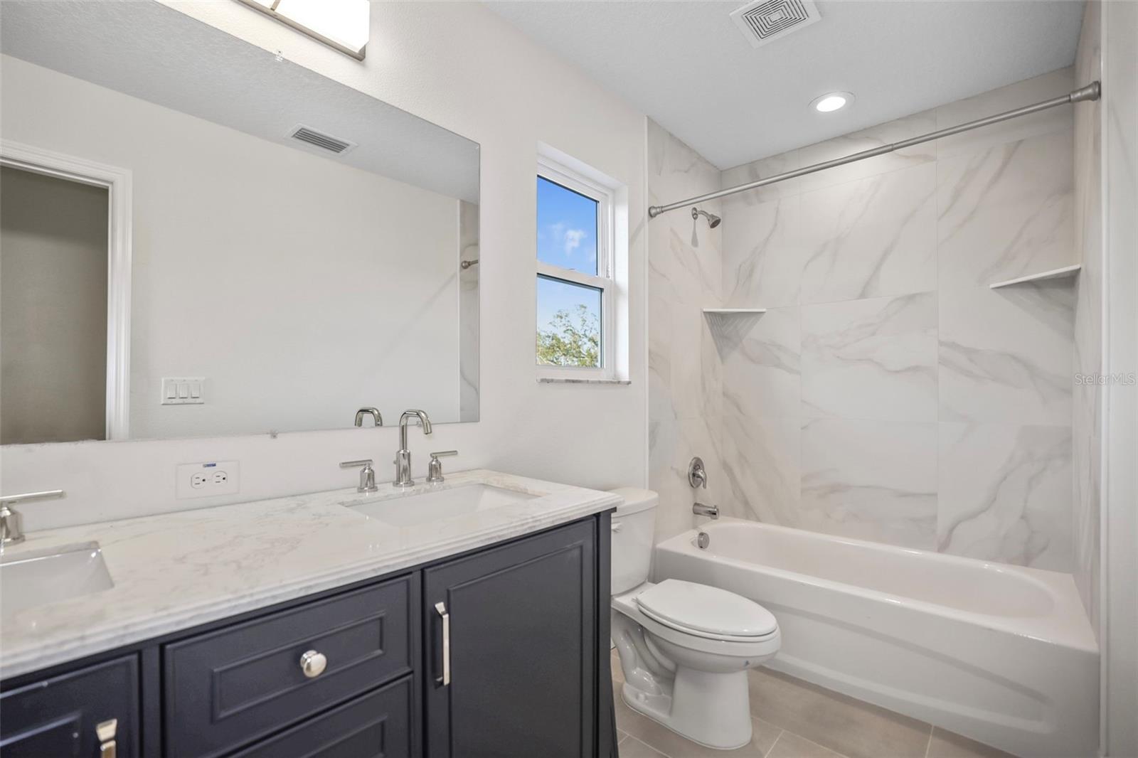 11598 OAK LN, LARGO, FL, 33778