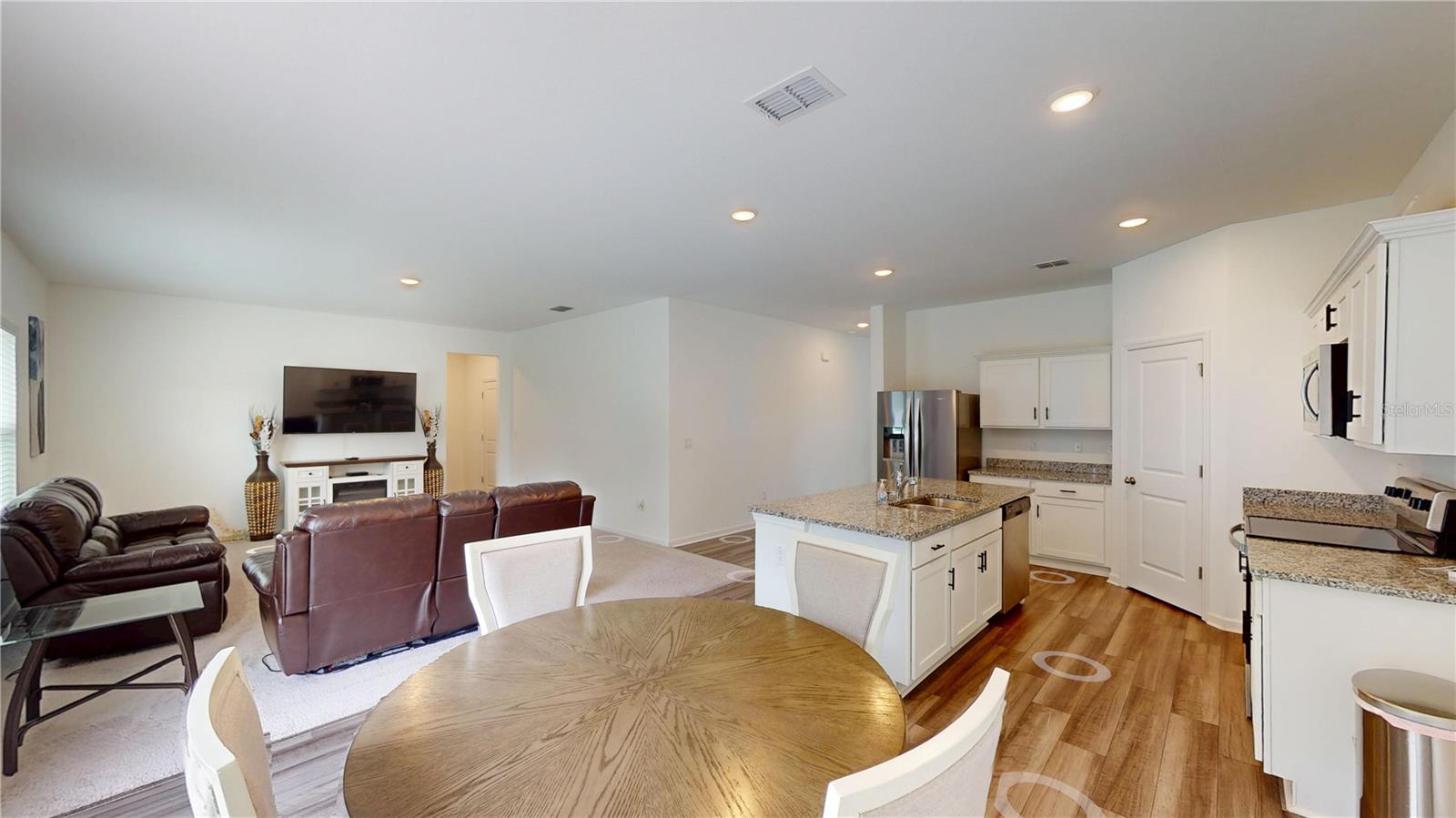 35646 EASTBROOK AVE, ZEPHYRHILLS, FL, 33541