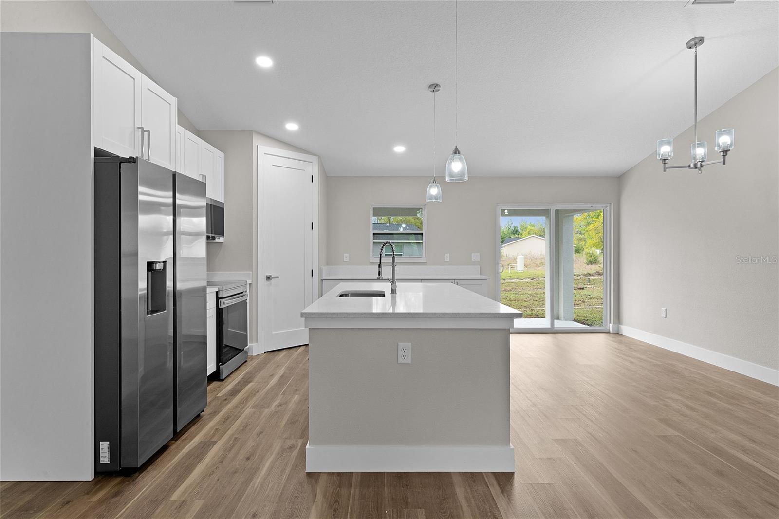 8 MALAUKA RUN CT, OCKLAWAHA, FL, 32179