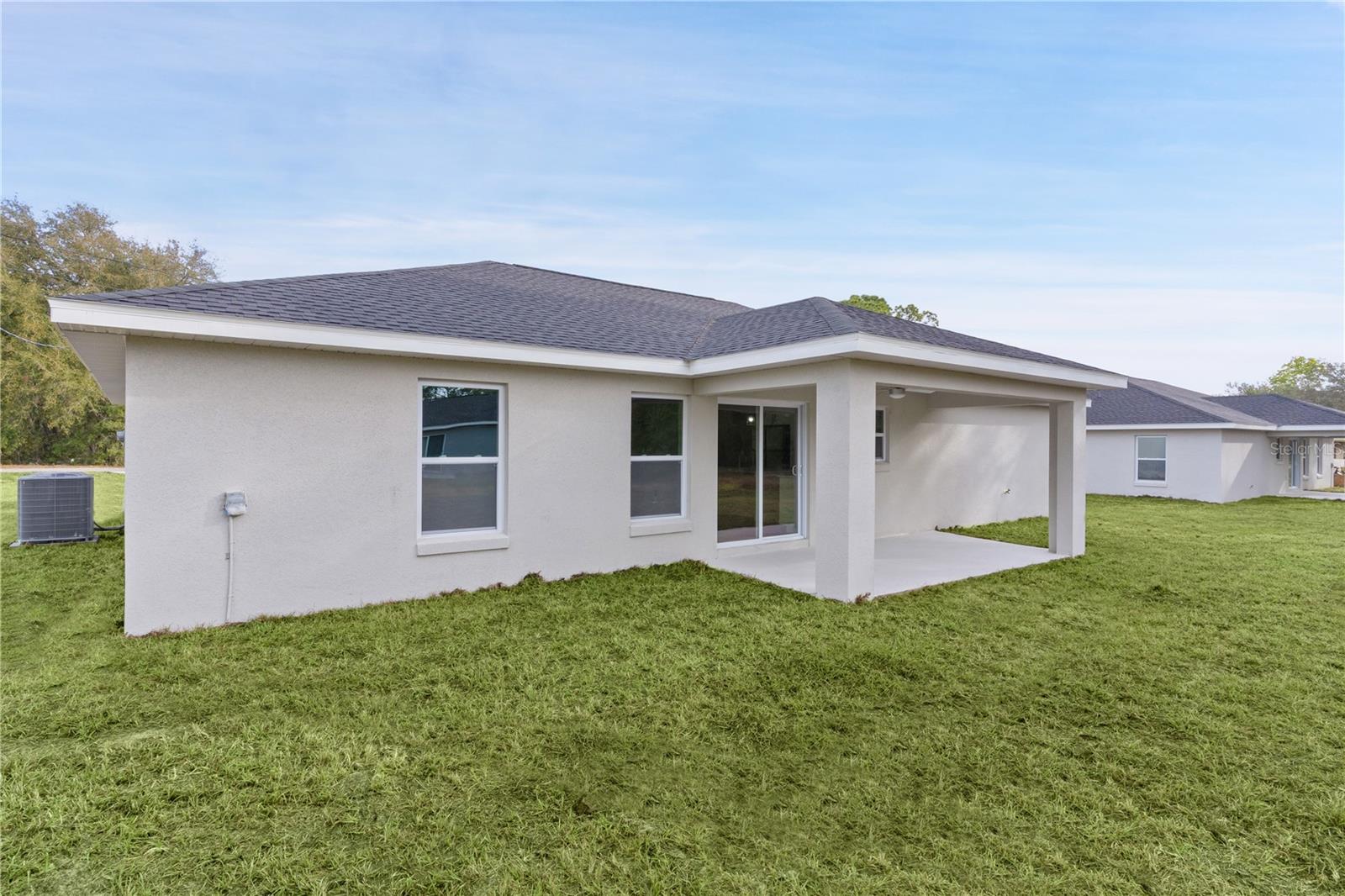 8 MALAUKA RUN CT, OCKLAWAHA, FL, 32179