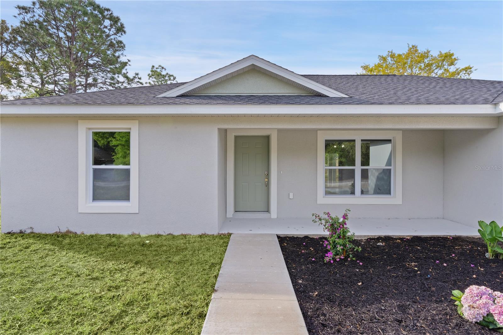 8 MALAUKA RUN CT, OCKLAWAHA, FL, 32179