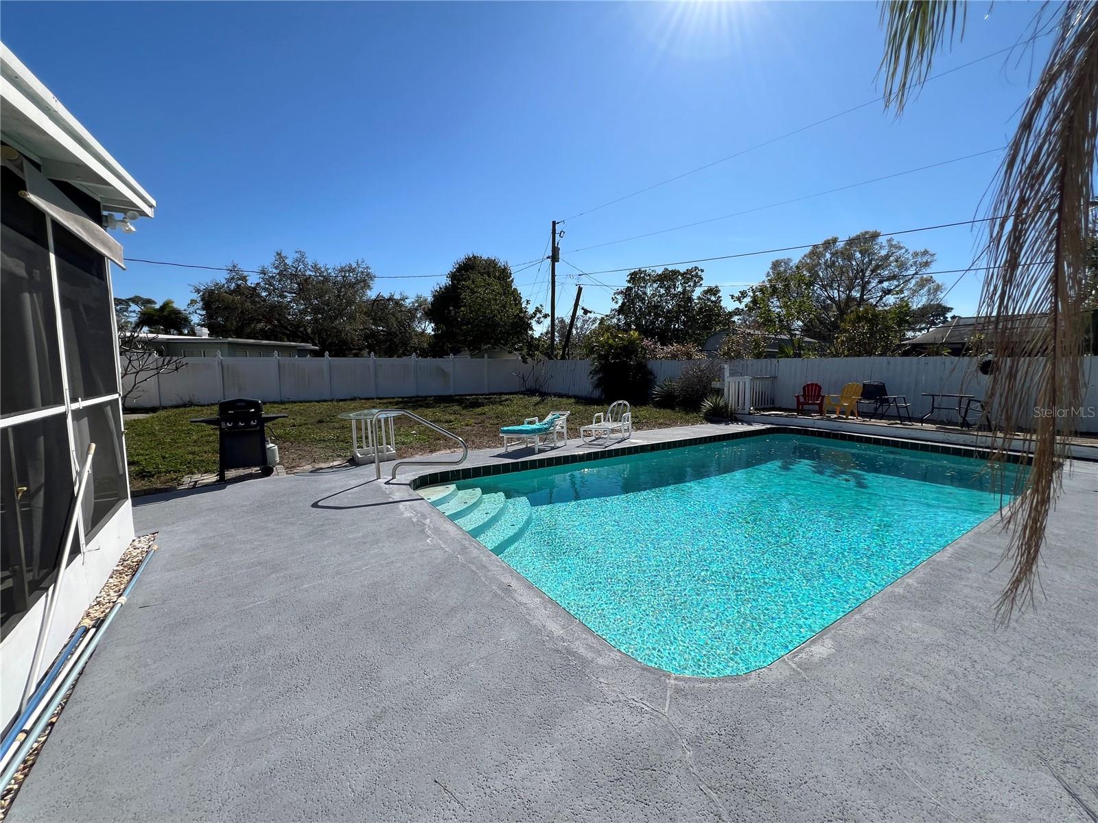 15536 BRISTOL CIR E, CLEARWATER, FL, 33764