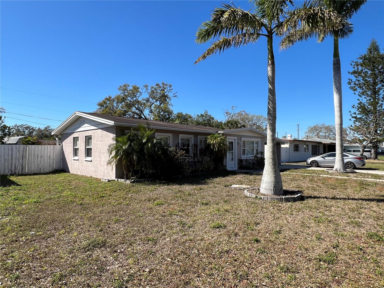 15536 BRISTOL CIR E, CLEARWATER, FL, 33764