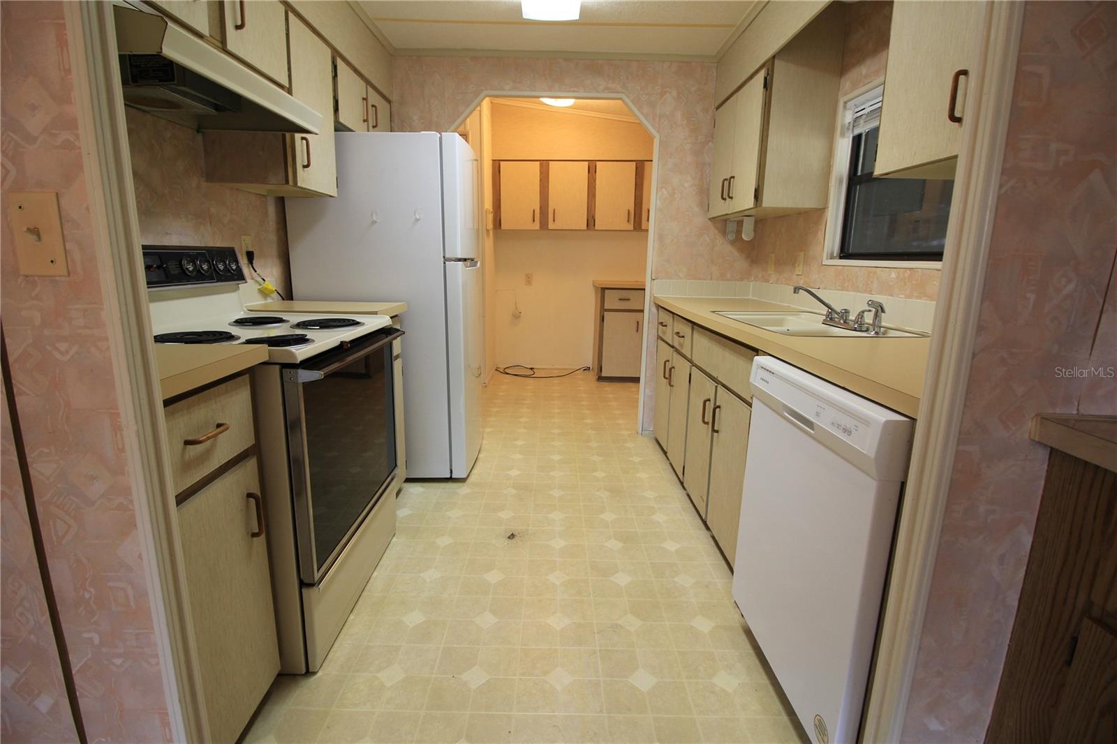 6786 NE 5TH PL, OCALA, FL, 34470