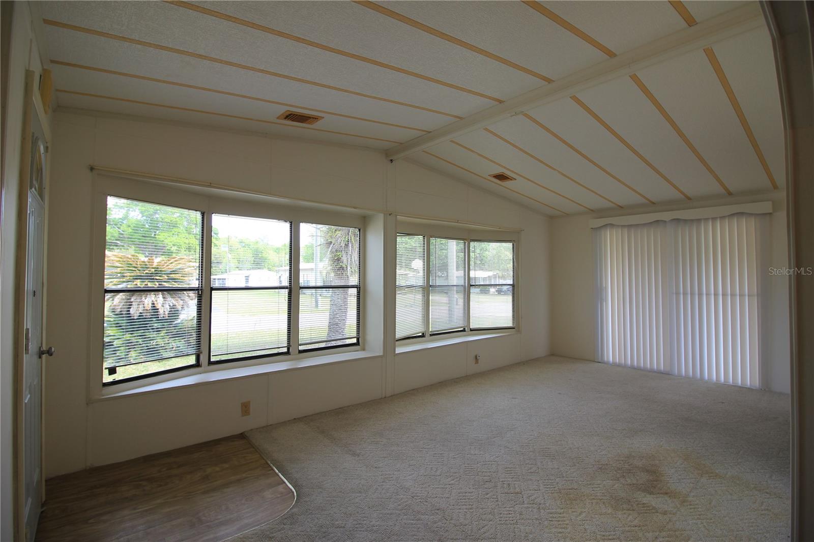 6786 NE 5TH PL, OCALA, FL, 34470