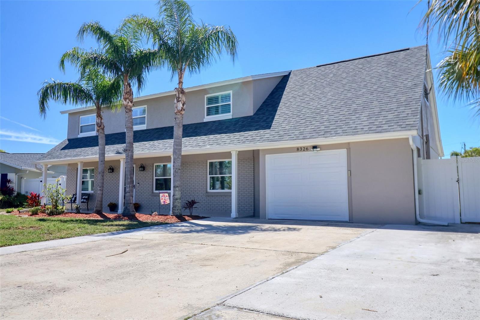 8326 ARCHWOOD CIR, TAMPA, FL, 33615