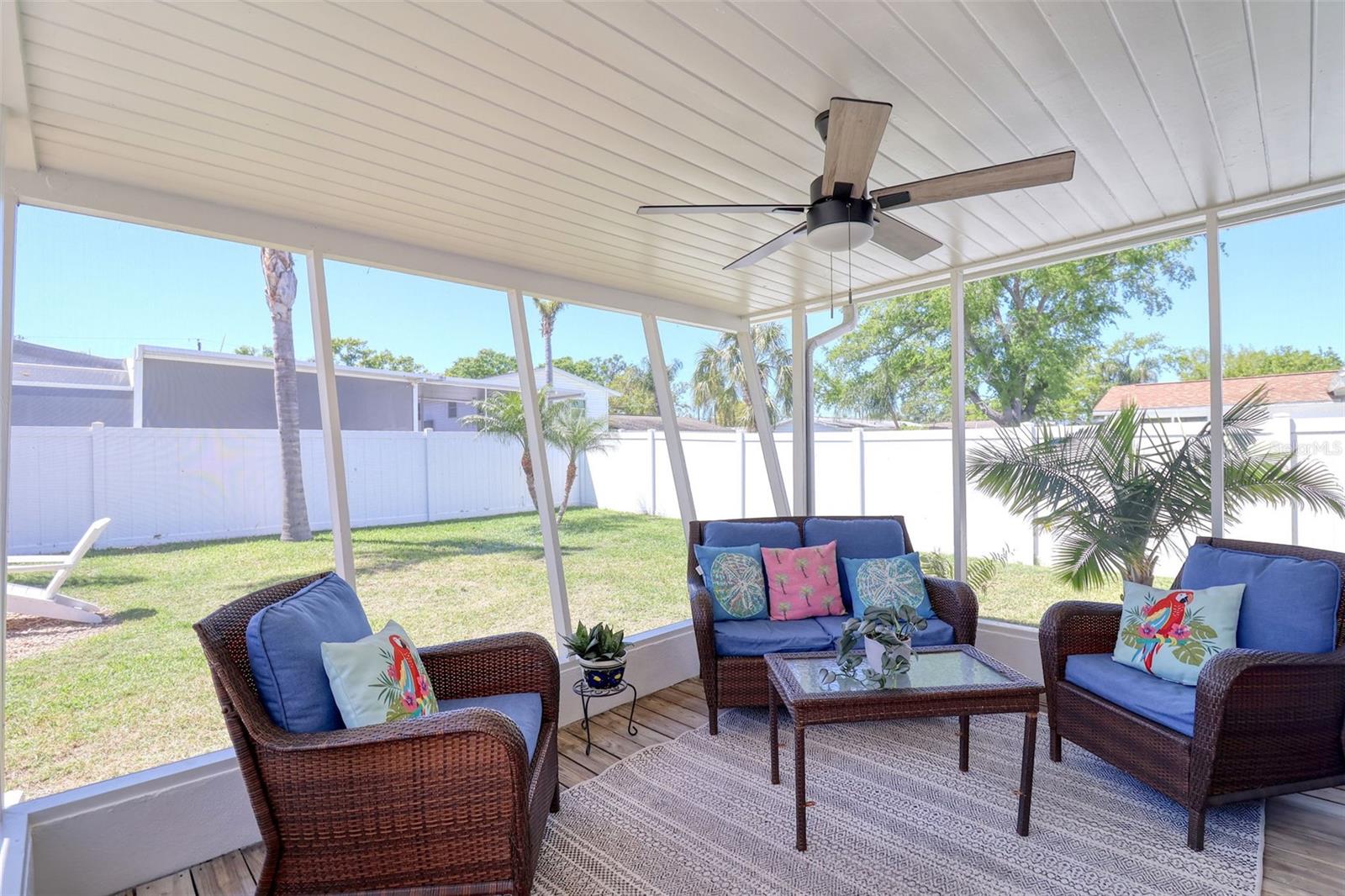 8326 ARCHWOOD CIR, TAMPA, FL, 33615