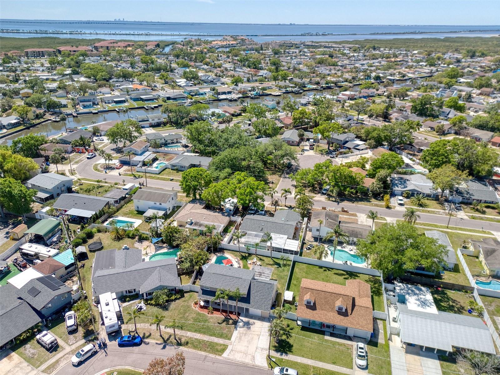 8326 ARCHWOOD CIR, TAMPA, FL, 33615