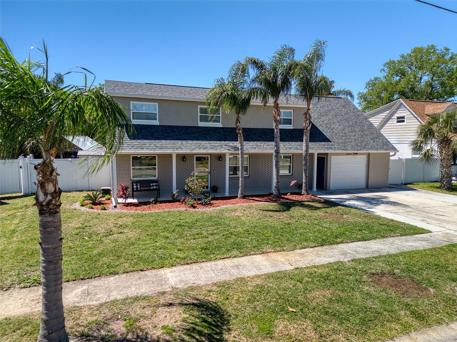 8326 ARCHWOOD CIR, TAMPA, FL, 33615