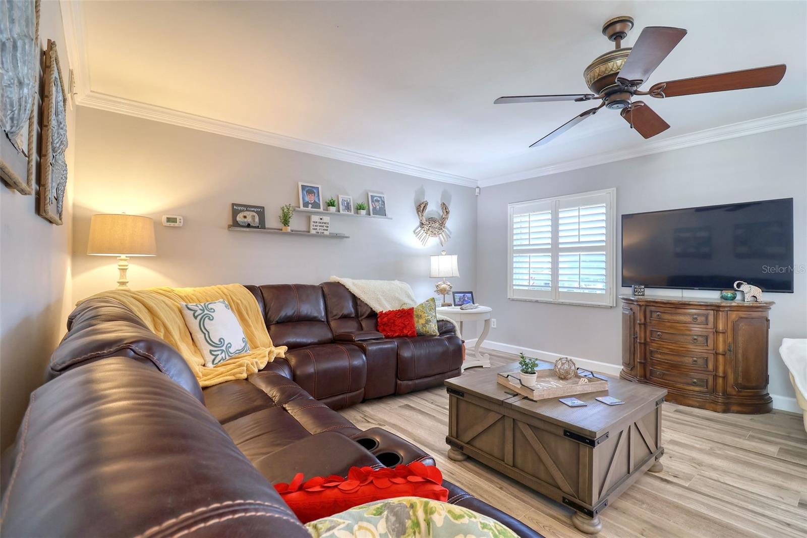 8326 ARCHWOOD CIR, TAMPA, FL, 33615