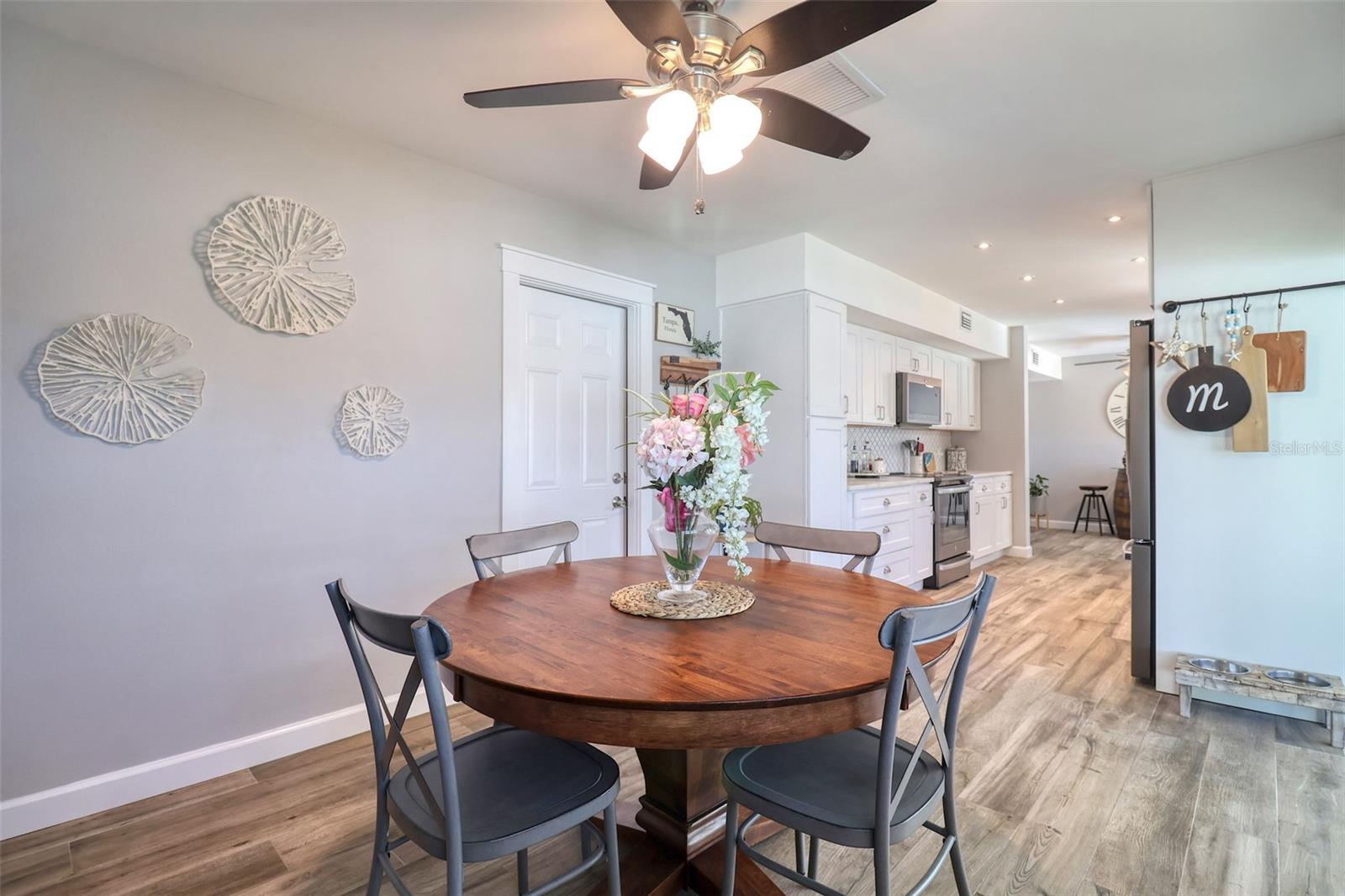 8326 ARCHWOOD CIR, TAMPA, FL, 33615