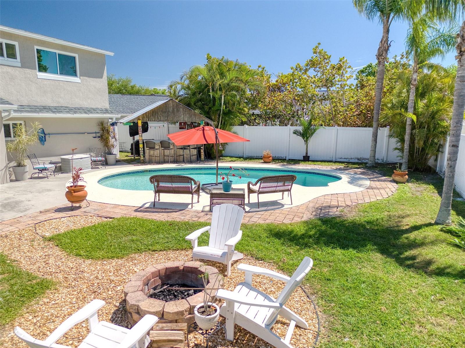 8326 ARCHWOOD CIR, TAMPA, FL, 33615