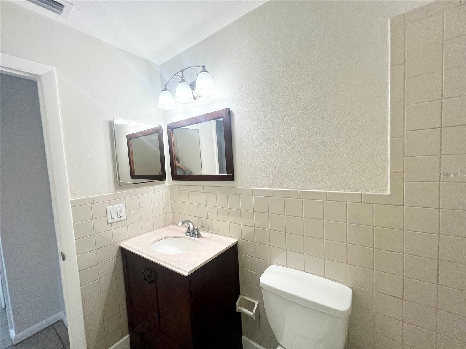 8407 RIVER OAKS DR, TAMPA, FL, 33615
