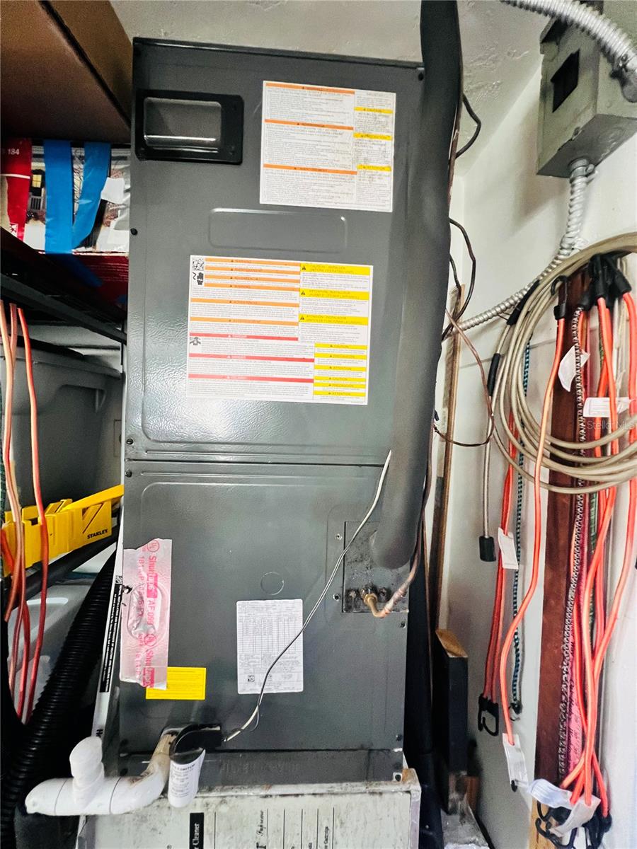 1438 EXCALIBUR ST, HOLIDAY, FL, 34690