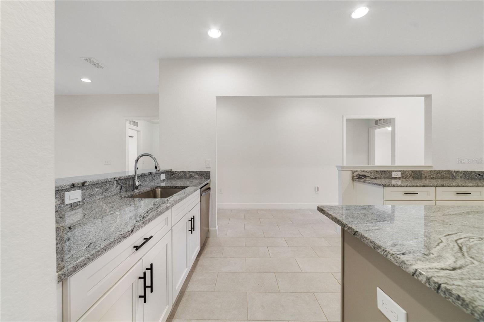 431 LANHAM DRIVE, WINTER HAVEN, FL, 33881