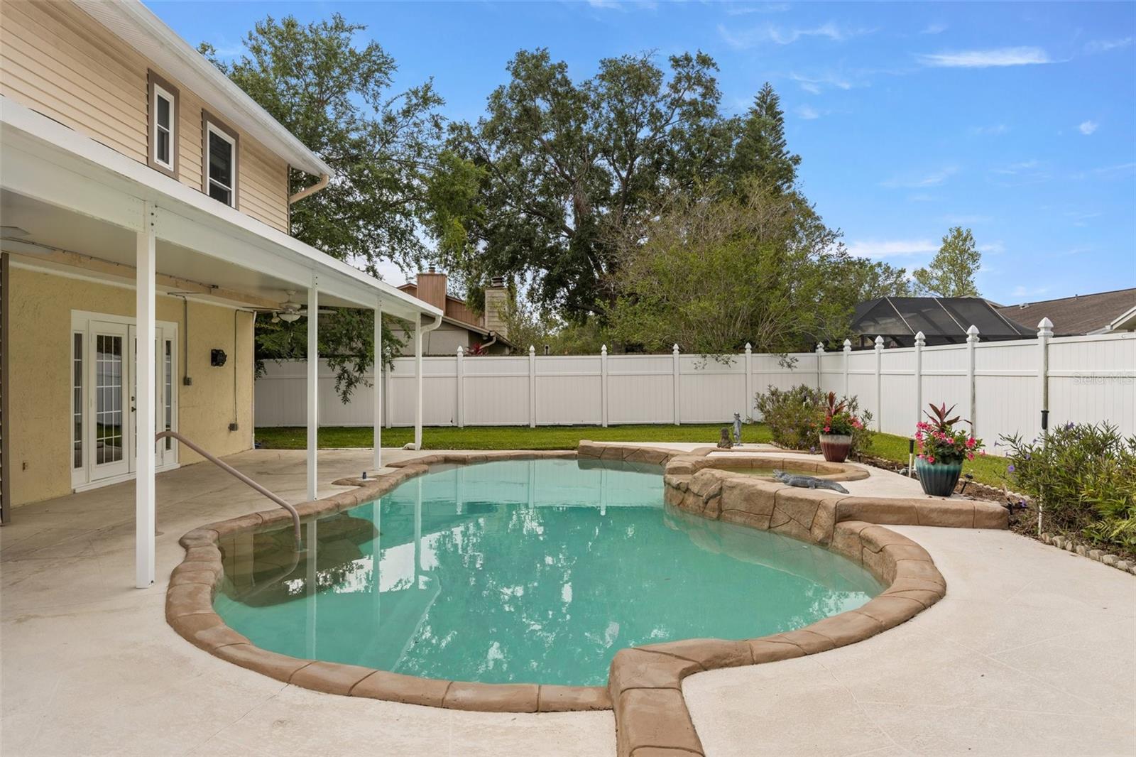 15906 COUNTRY PL, TAMPA, FL, 33624