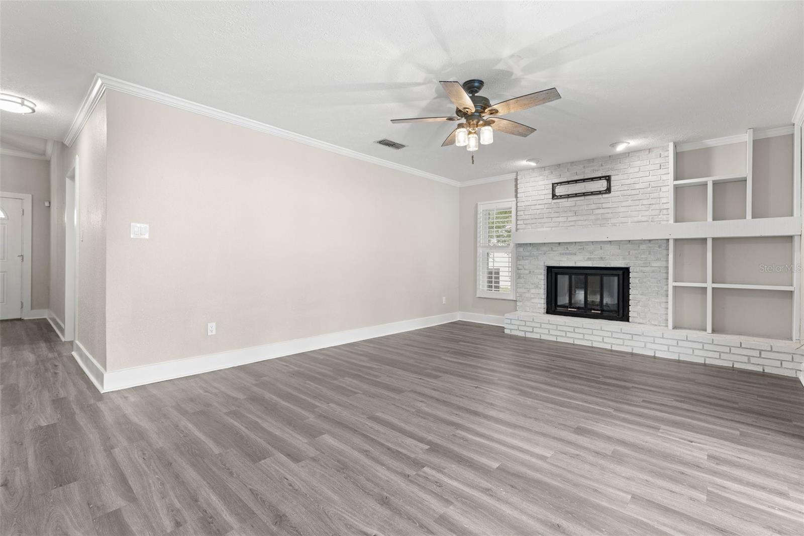 15906 COUNTRY PL, TAMPA, FL, 33624