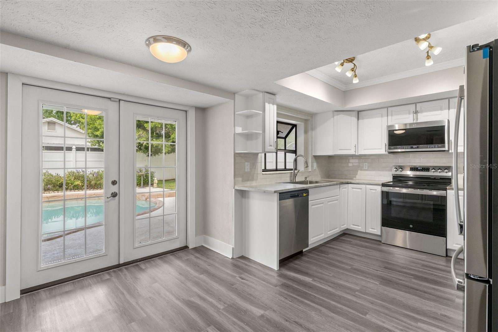 15906 COUNTRY PL, TAMPA, FL, 33624