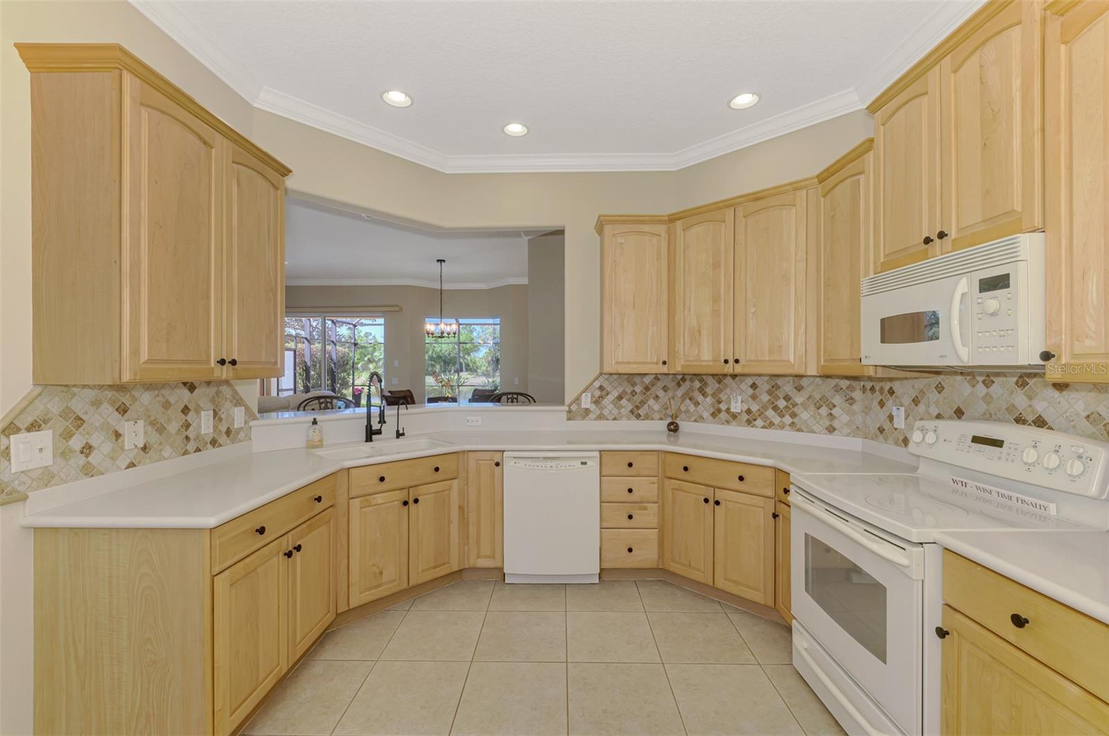 11352 DANCING RIVER DR, VENICE, FL, 34292