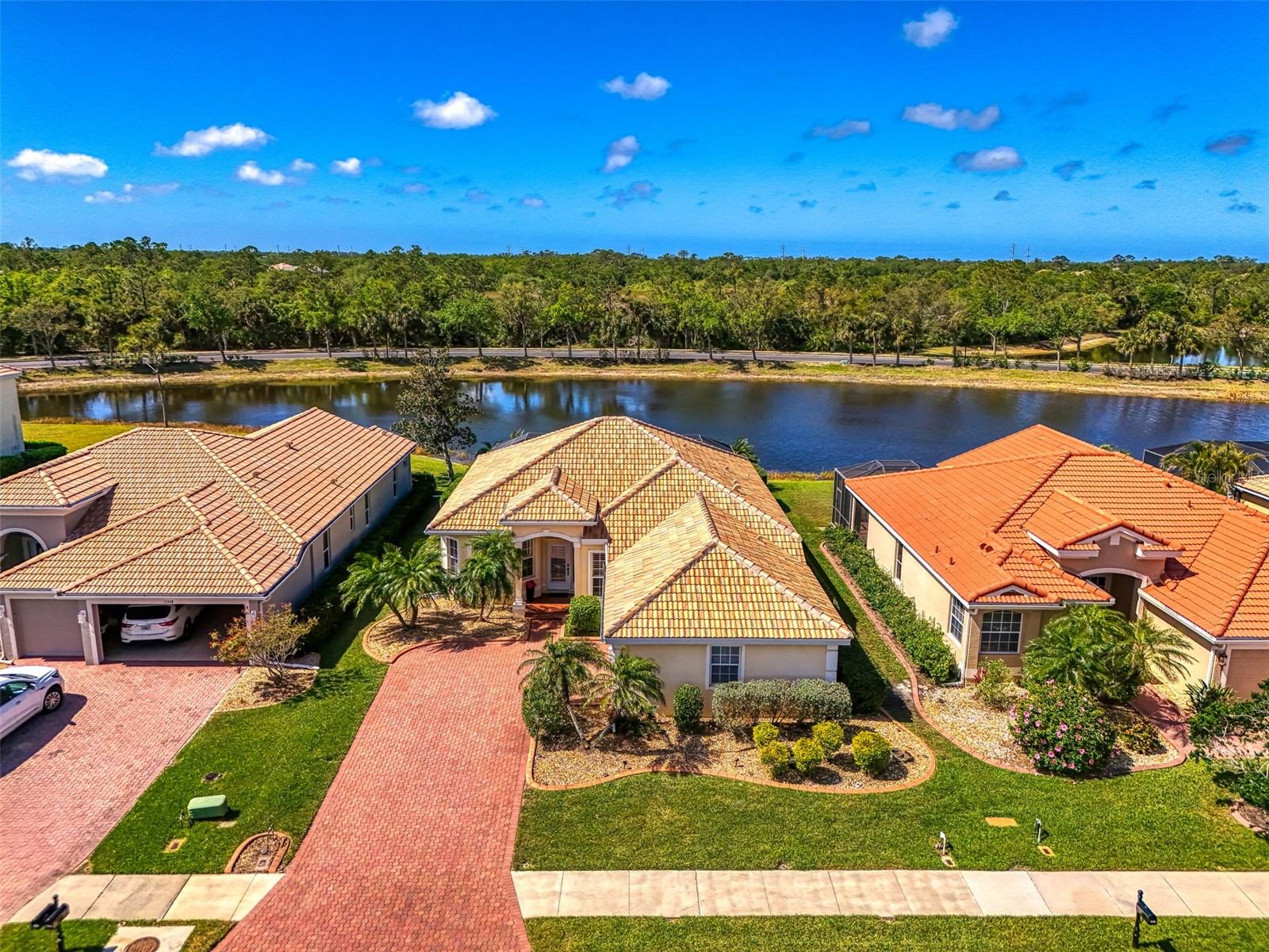 11352 DANCING RIVER DR, VENICE, FL, 34292