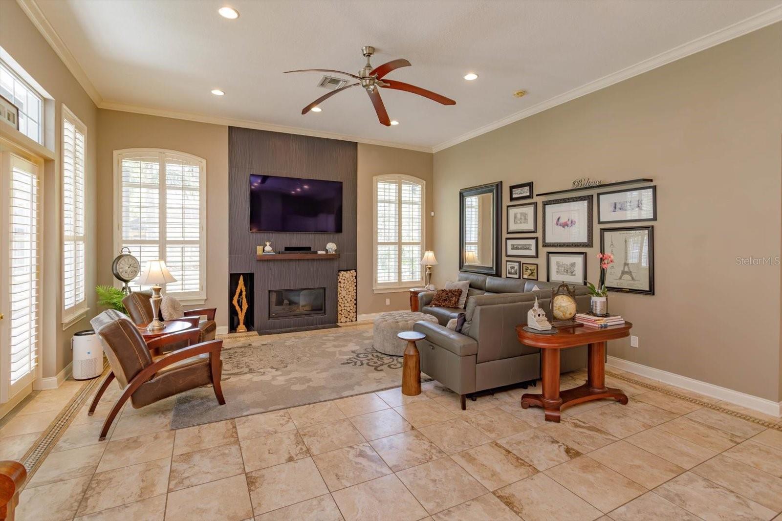 5230 SHORELINE CIR, SANFORD, FL, 32771