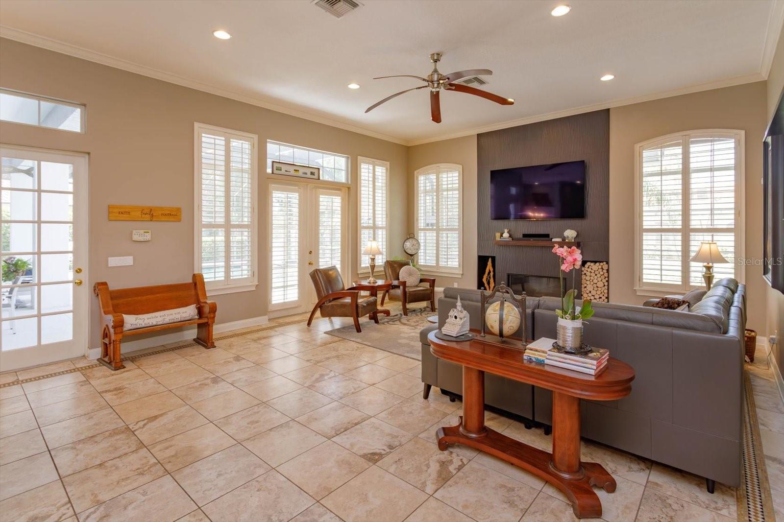 5230 SHORELINE CIR, SANFORD, FL, 32771