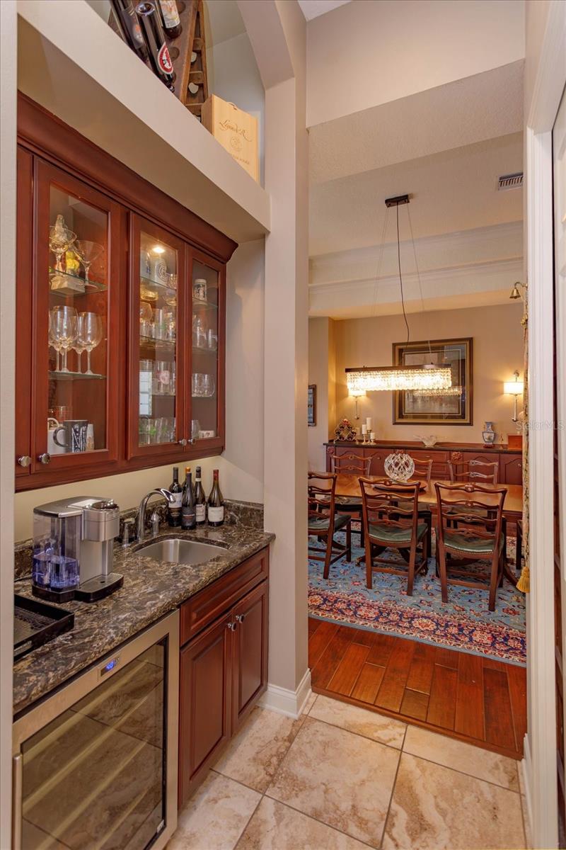 5230 SHORELINE CIR, SANFORD, FL, 32771