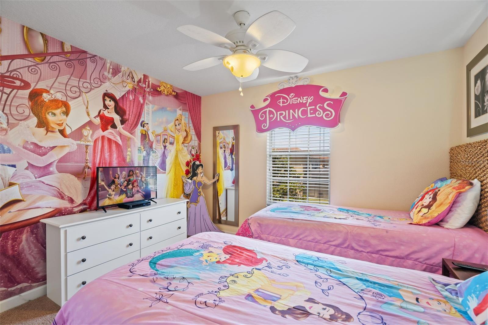 8944 SUGAR PALM RD, KISSIMMEE, FL, 34747
