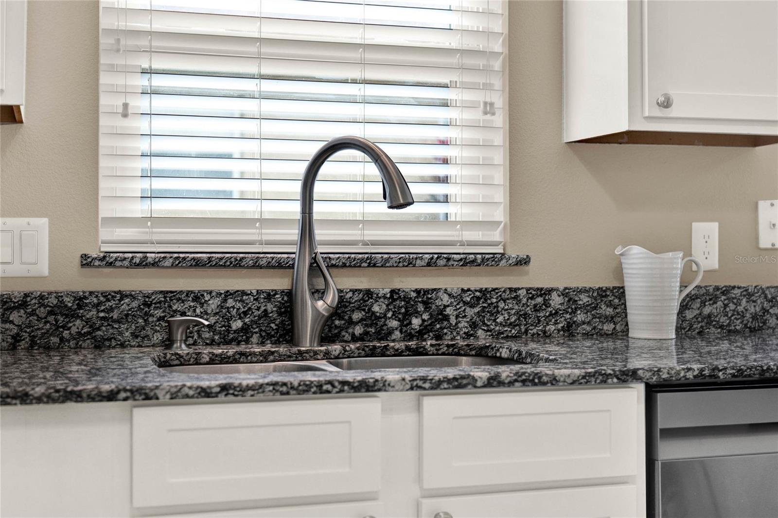 1115 PARKER CANAL CT, OVIEDO, FL, 32765