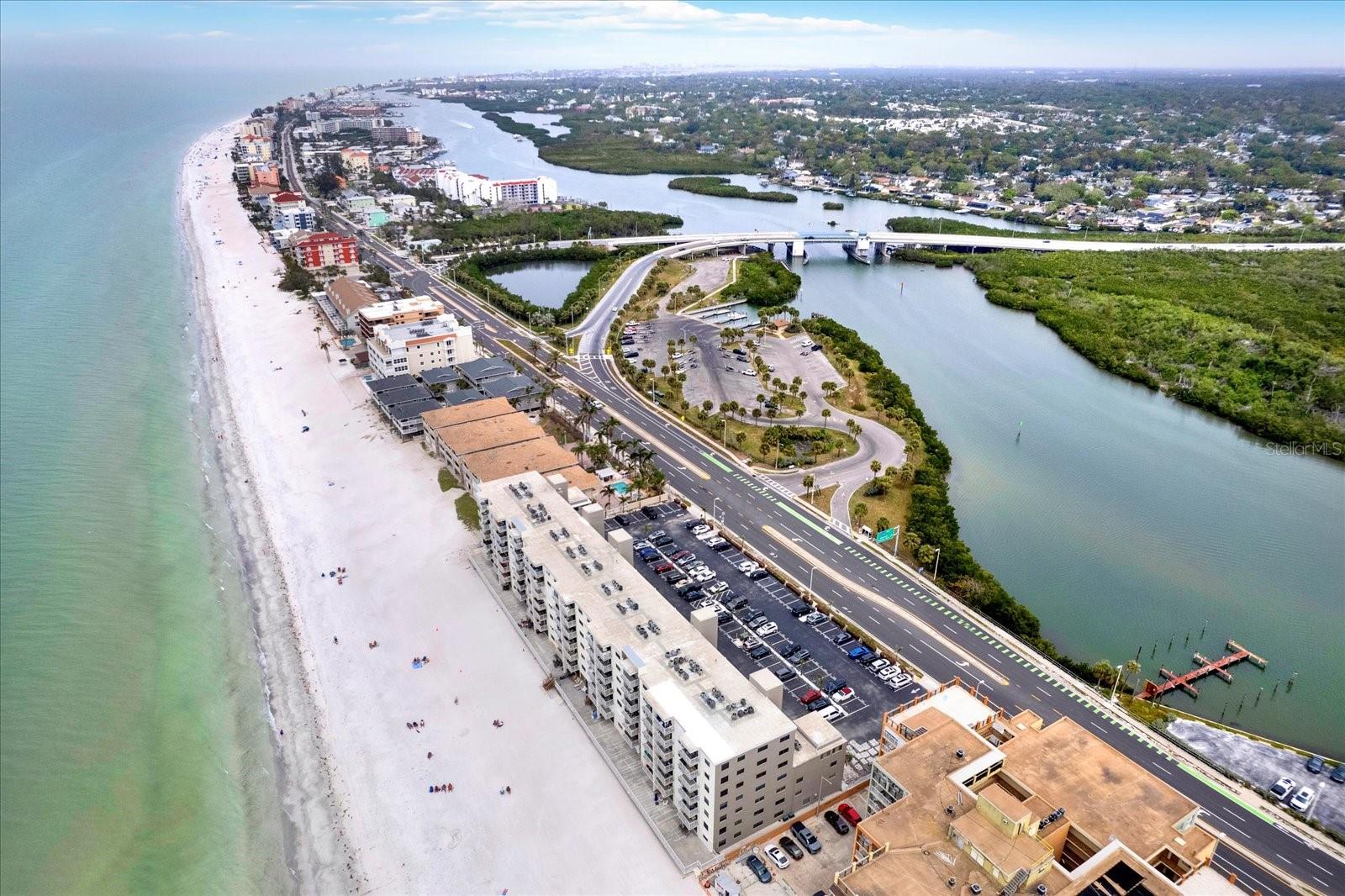 18650 GULF BLVD #303, INDIAN SHORES, FL, 33785