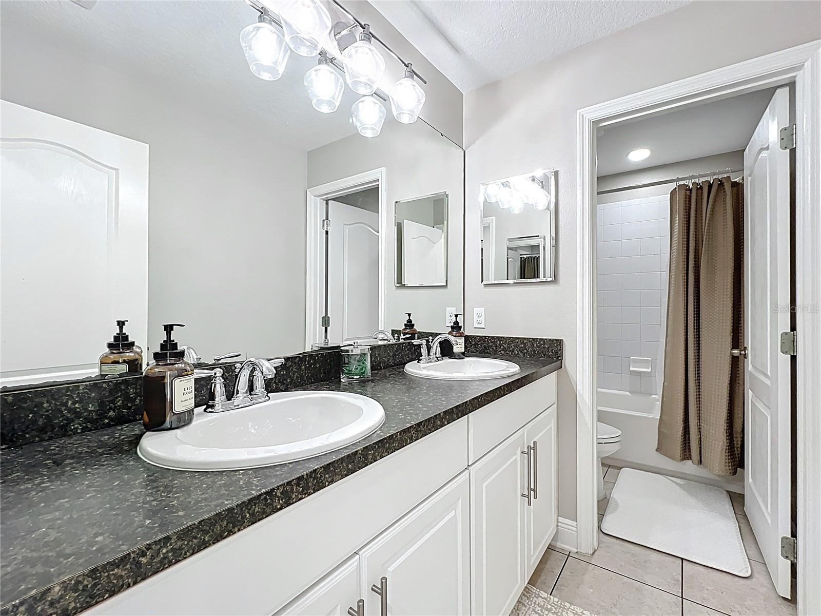1061 FOUNTAIN COIN LOOP, ORLANDO, FL, 32828