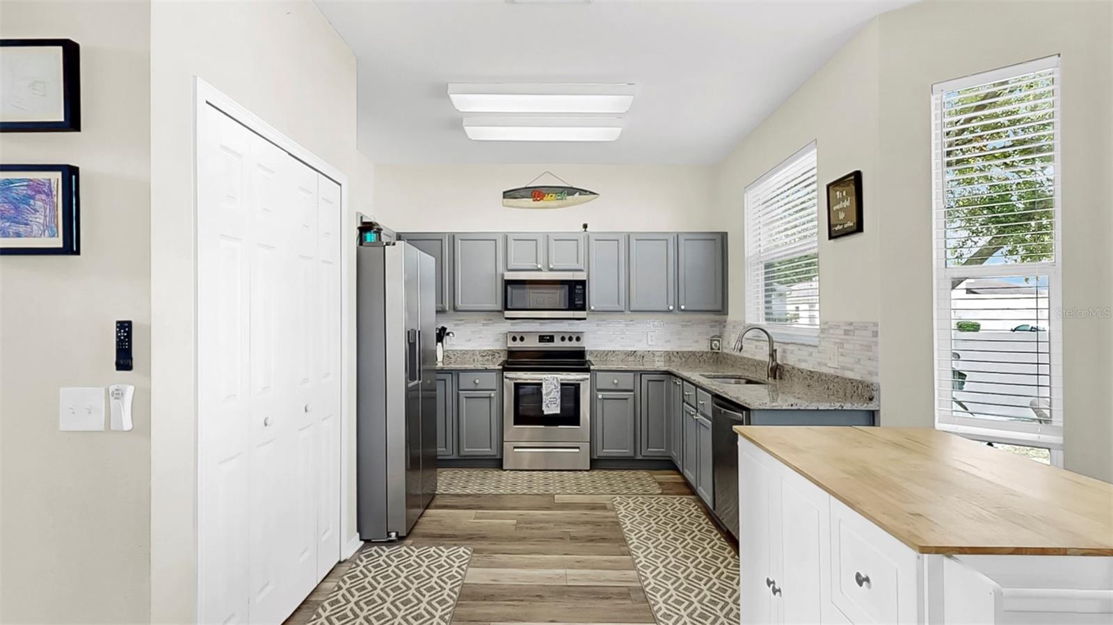 934 GRAND CANYON DR, VALRICO, FL, 33594