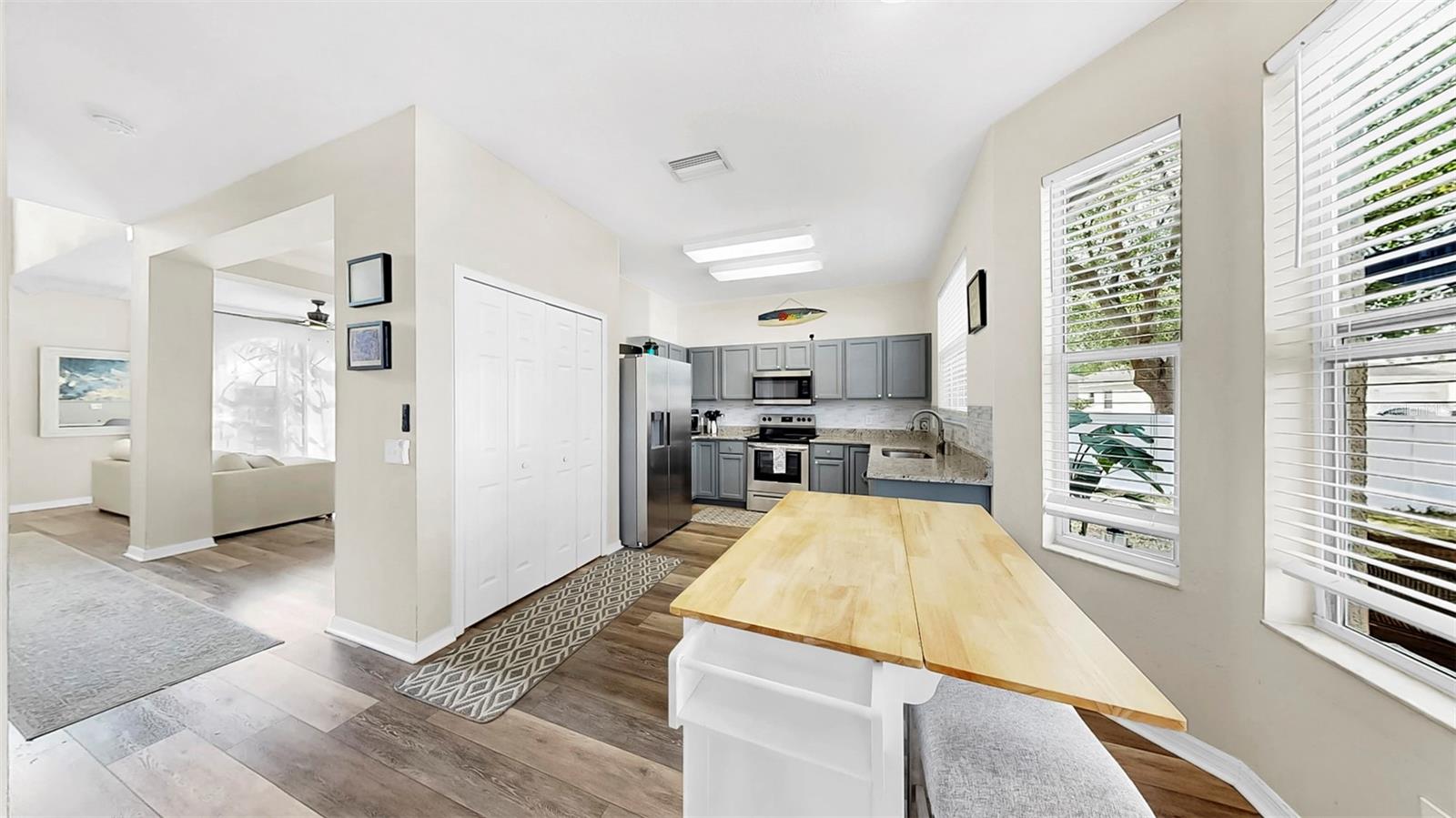 934 GRAND CANYON DR, VALRICO, FL, 33594