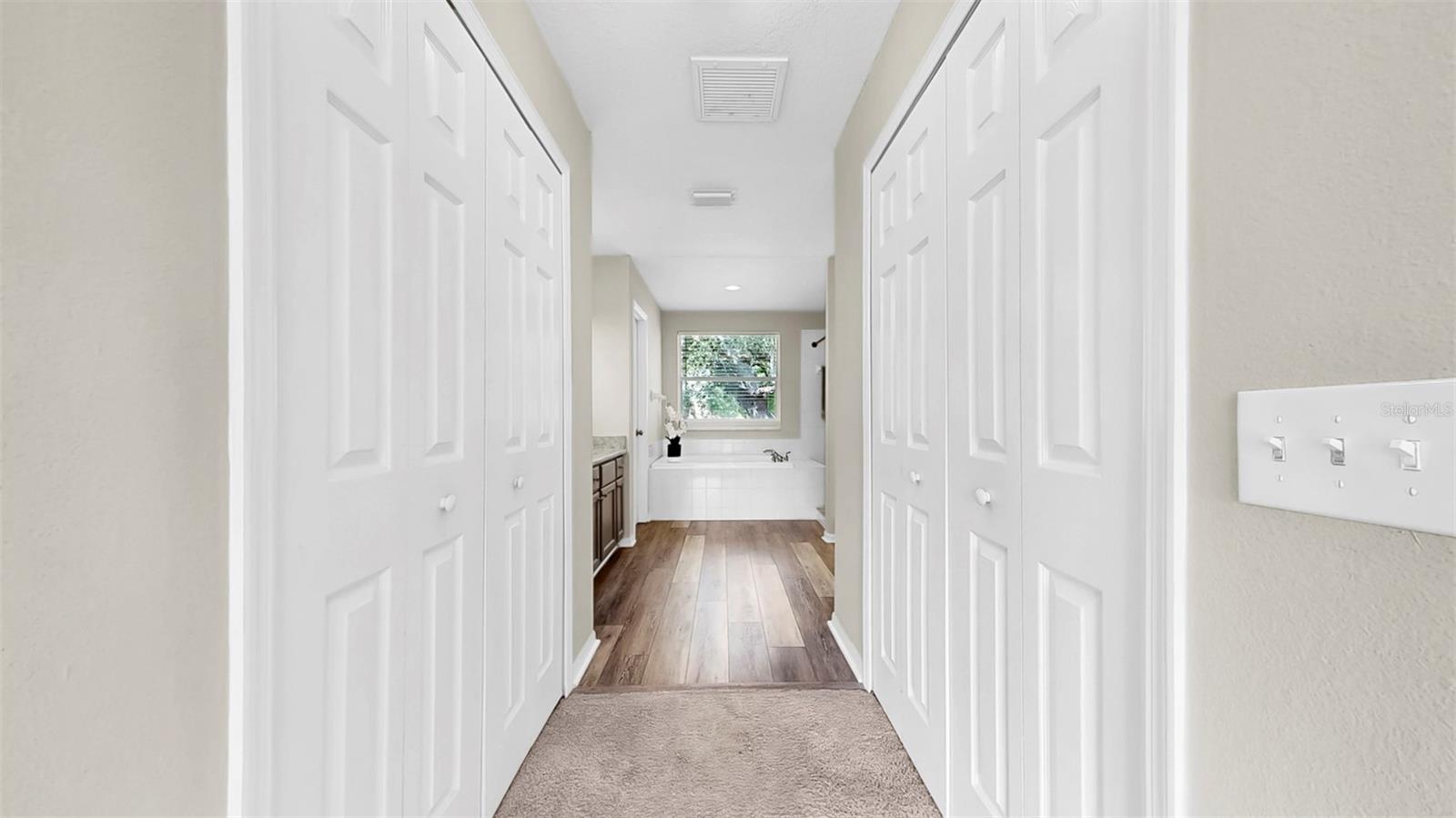 934 GRAND CANYON DR, VALRICO, FL, 33594